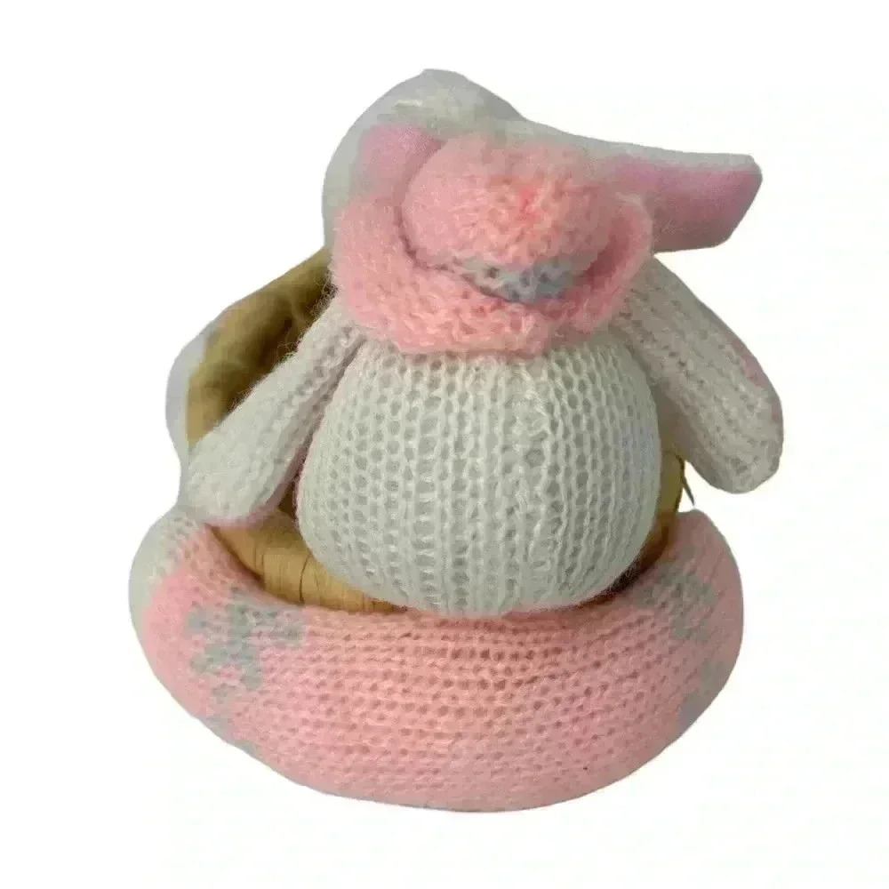 VINTAGE EASTER RATTAN WEAVED BASKET PLUSH KNIT BUNNIES HOLDING BASKET 6” - Picture 8 of 12